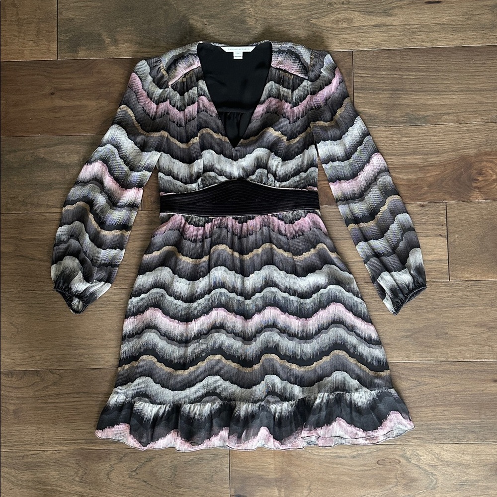 Diane Von Furstenberg “Lizbeth” Silk Dress, Size 6